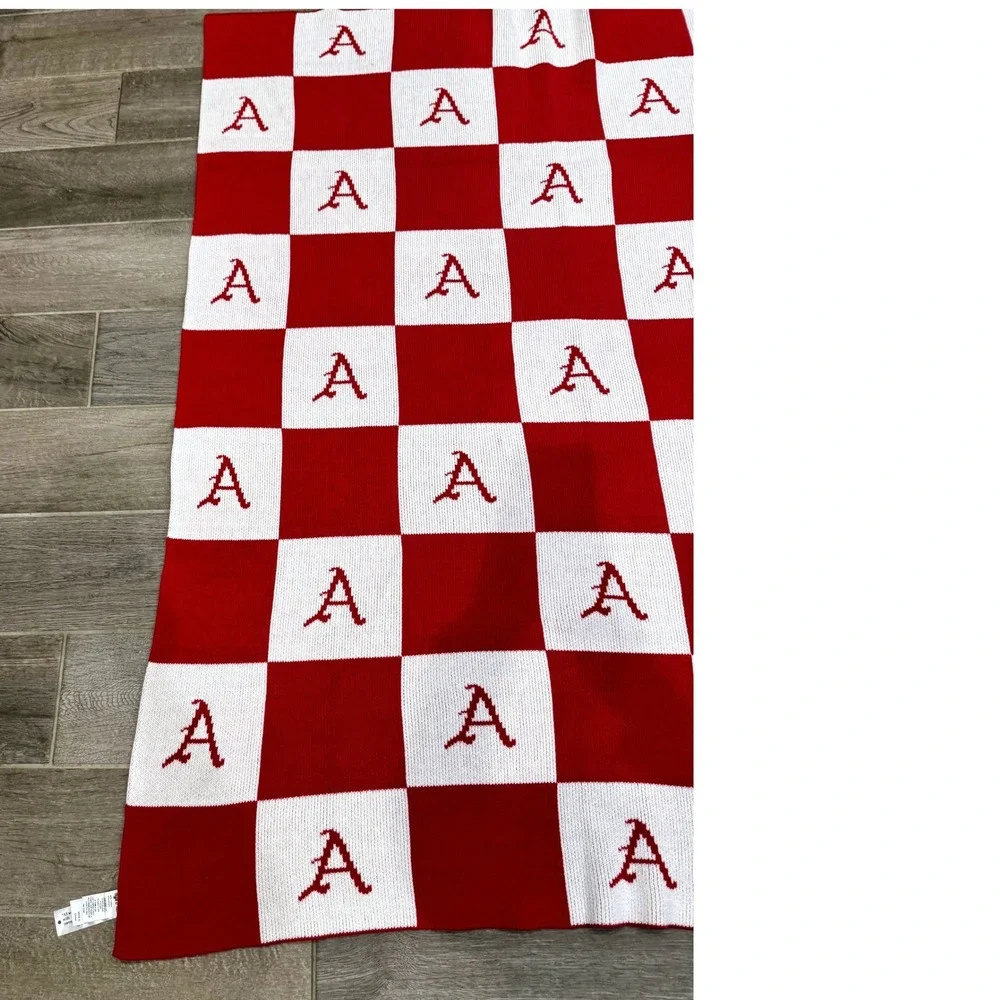 Hype & Vice Alabama Crimson Tide Blanket Red Checkerboard Knit Gameday Throw
